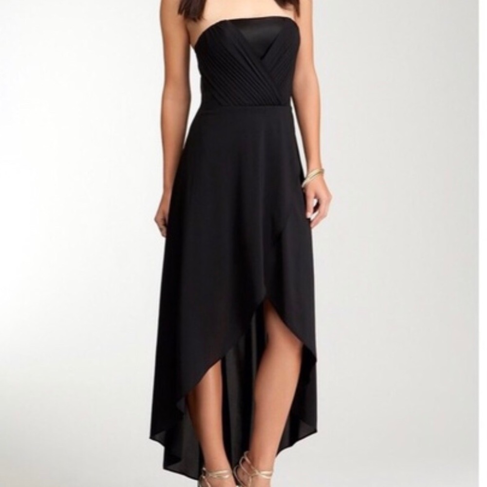 Strapless high-low dress 👗